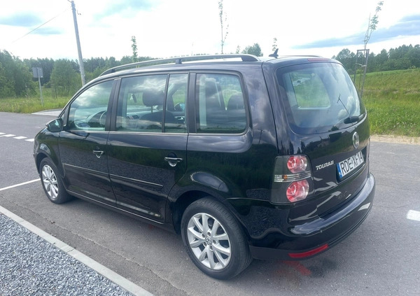 Volkswagen Touran cena 24000 przebieg: 287000, rok produkcji 2010 z Września małe 379